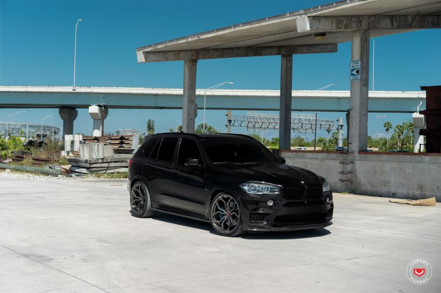  BMW X5 M on Vossen Wheels (HC-3) 2018 года  (фото 25 из 41)